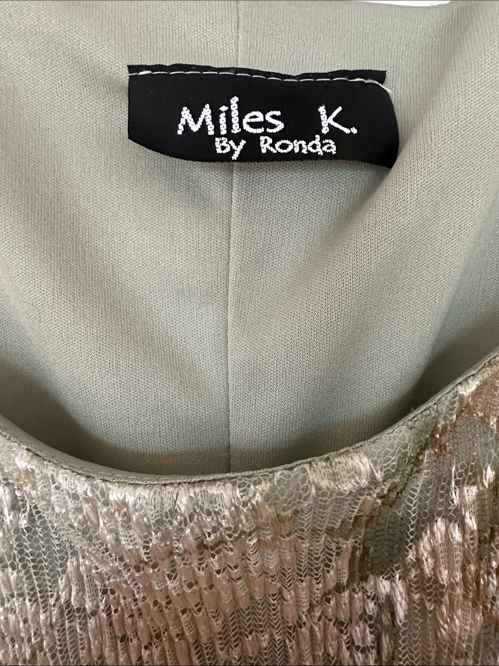 Olive Lace Floral Maxi Dress with Pink Accents - Picture 2 of 4
